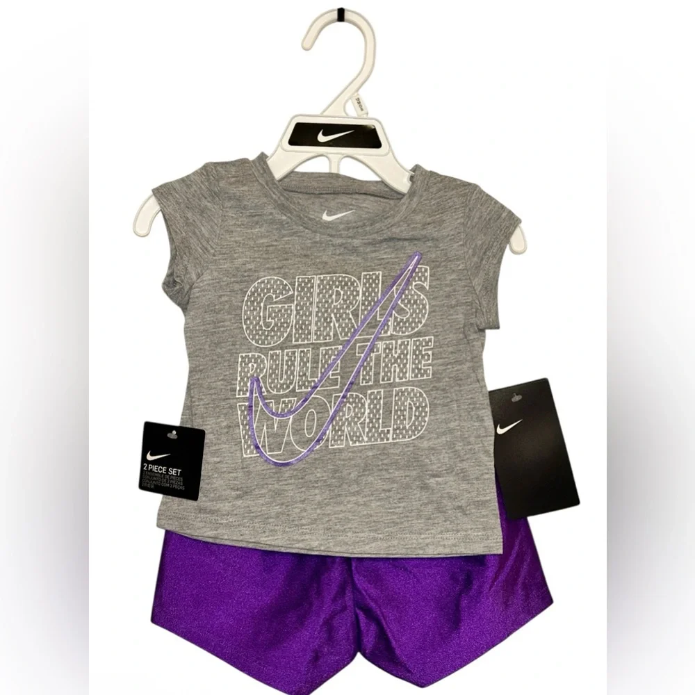 Nike WILD BEREY Matching Set Short Sleeve Tee | 12 Months | 2 Piece